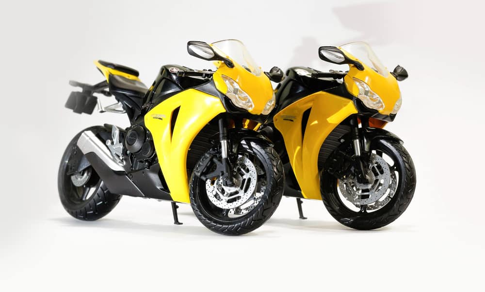 2. Honda CBR1000RR 2. Honda CBR1000RR